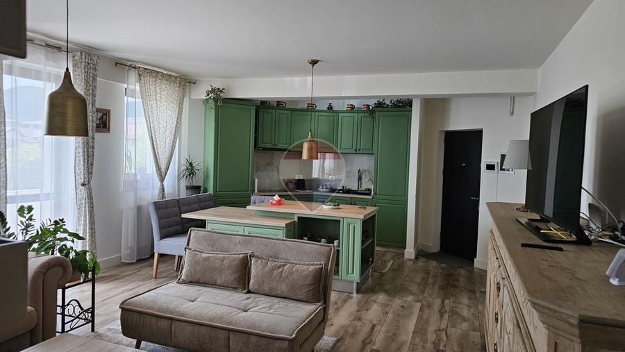 Apartament cu 2 camere decomandat, mobilat în Calea Romanului