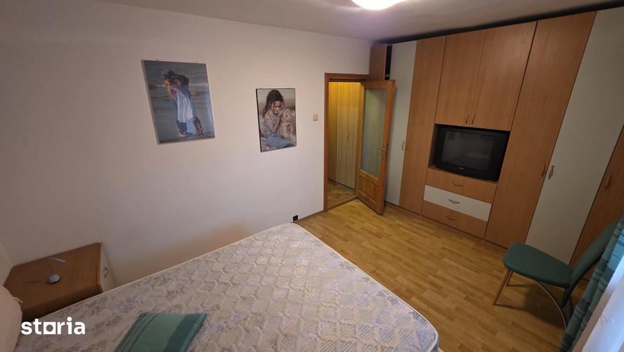 Apartament cu 3 camere decomandat în Central