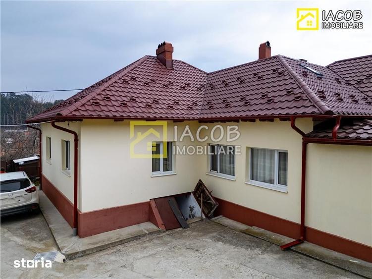 Casă cu 4 camere decomandat cu Teren 3762 Mp în Coman