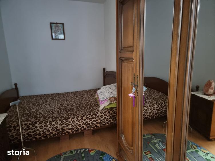 Apartament cu 2 camere nedecomandat în Micro 5