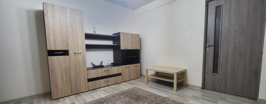 Apartament cu 2 camere semidecomandat, mobilat în Berceni