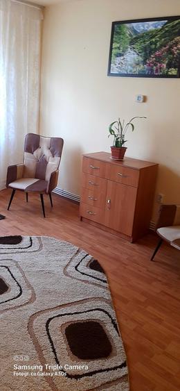 Garsonieră decomandată în Central