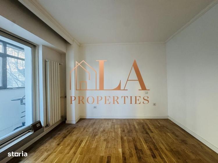 Apartament cu 3 camere în Panduri