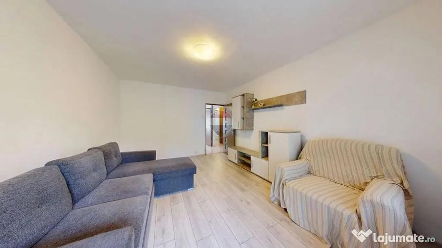 Apartament cu 2 camere decomandat în Răcădău