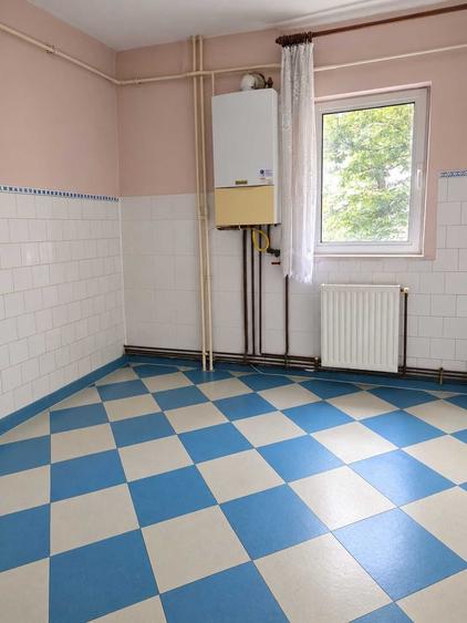 Apartament cu 2 camere decomandat în Exterior Vest