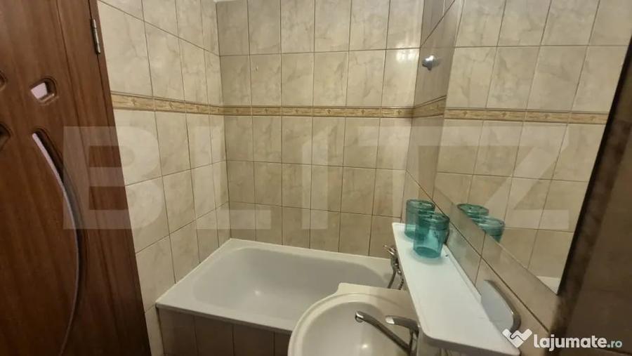 Apartament cu 2 camere semidecomandat în Micro 14