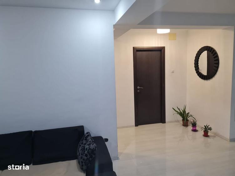 Casă cu 4 camere în Ghiroda