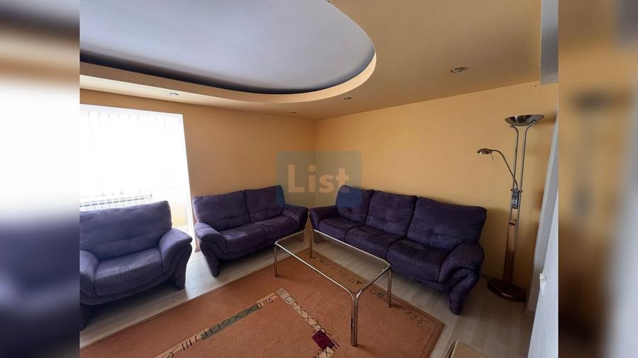 Apartament cu 3 camere semidecomandat, mobilat în Plopilor