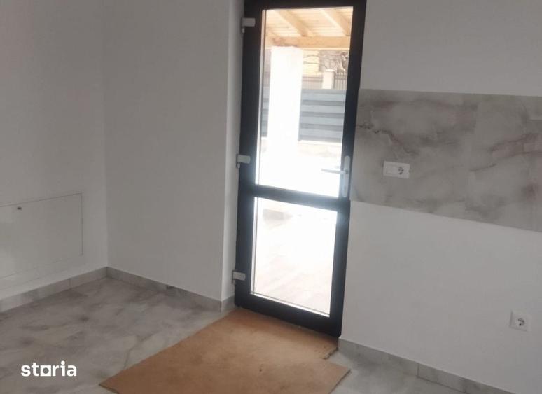 Casă cu 4 camere cu Teren 375 Mp în Miroslava