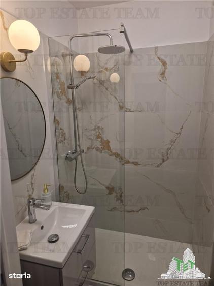 Apartament cu 2 camere semidecomandat în Centrul Istoric