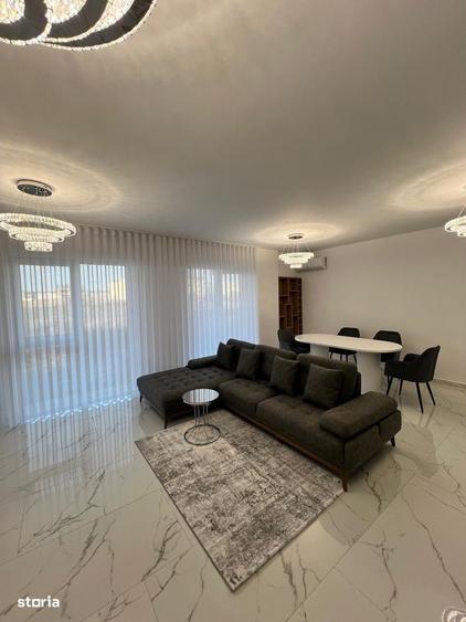 Apartament cu 2 camere decomandat în Universitate
