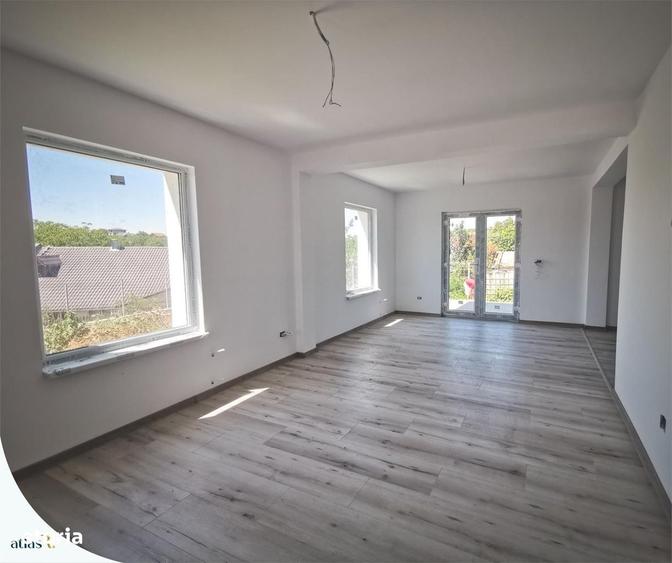 Casă cu 4 camere în Central