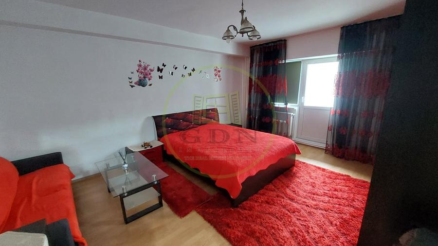 Garsonieră decomandată, mobilată în Ultracentral