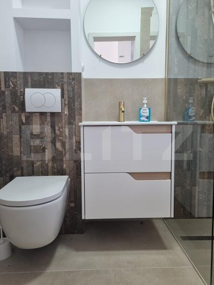 Duplex cu 5 camere cu Canalizare în Iris