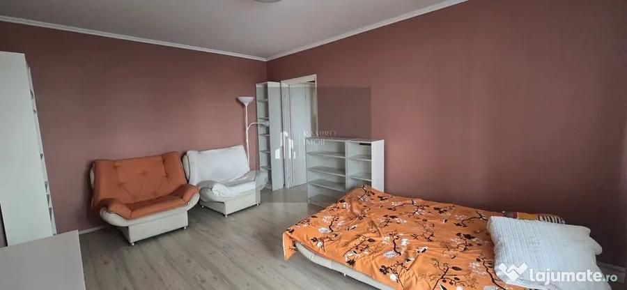 Apartament cu 2 camere semidecomandat în Giurgiului