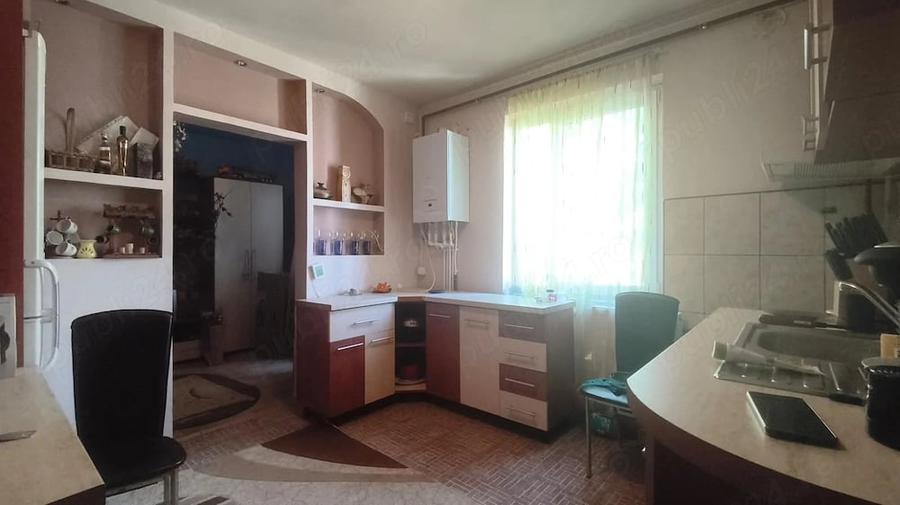 Apartament cu 2 camere decomandat în Gojdu