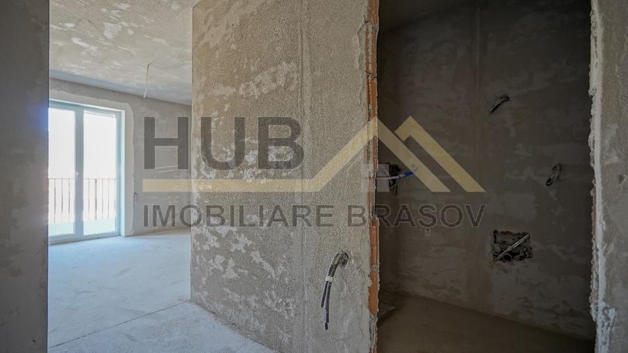 Penthouse cu 6 camere decomandat în Răcădău