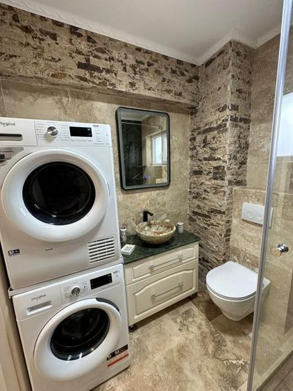 Apartament cu 3 camere semidecomandat, mobilat în Baciu