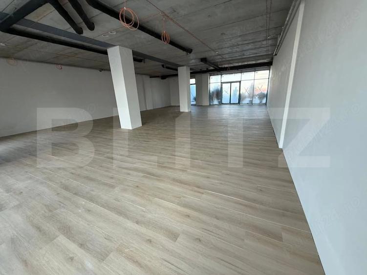 Spațiu comercial, de 201 mp, în Torontalului