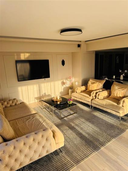 Apartament cu 3 camere decomandat, mobilat în Central