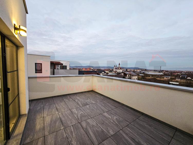 Penthouse cu 3 camere decomandat, mobilat în Terezian