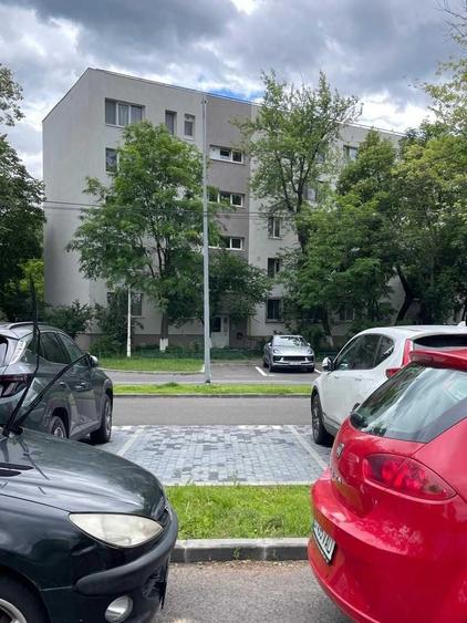 Garsonieră decomandată în Lujerului