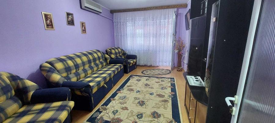 Apartament cu 2 camere semidecomandat în Micro 17