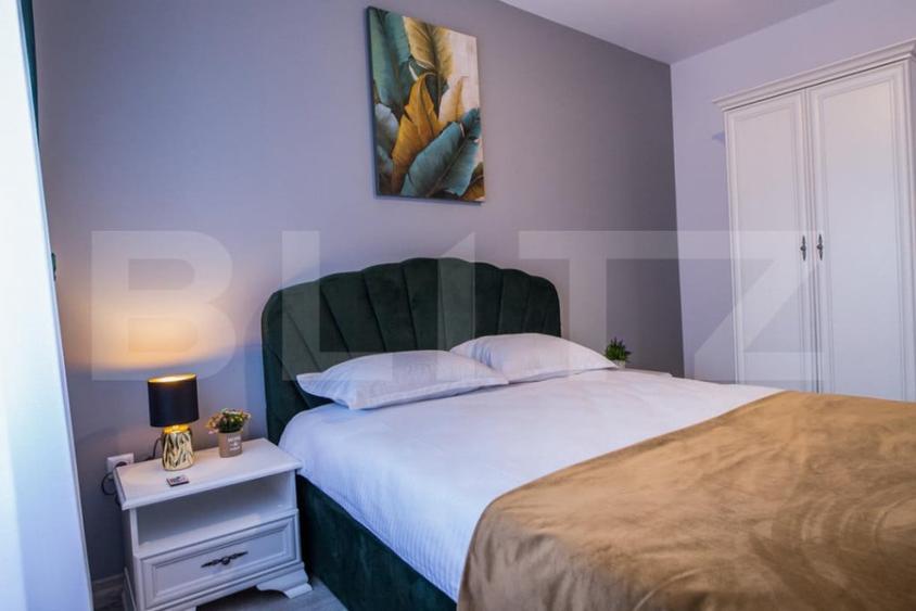 Apartament cu 3 camere semidecomandat în Central