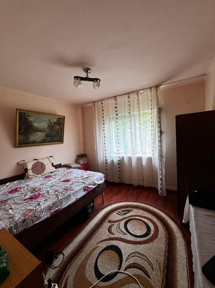 Blvd. Independentei-UMF-3 camere-Etaj intermediar - 1