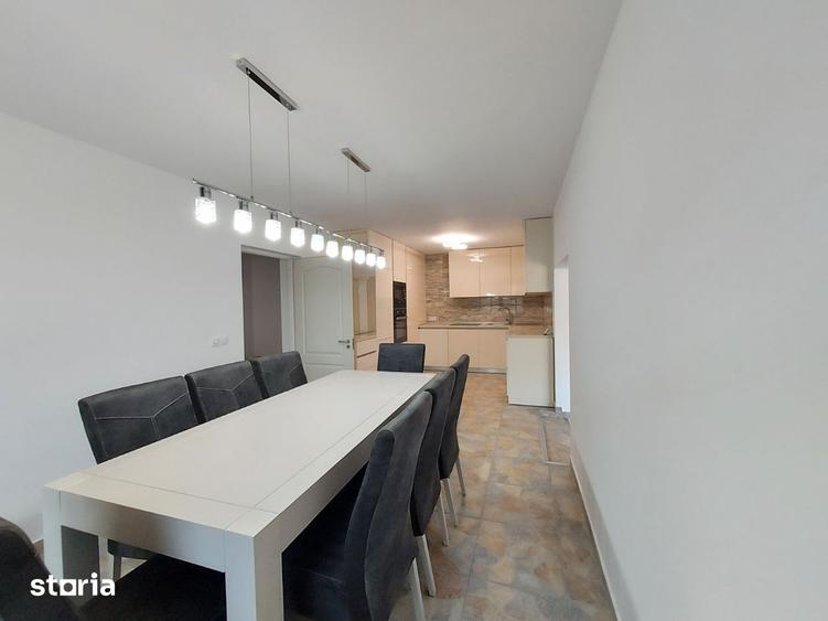Casă cu 6 camere cu Teren 800 Mp în Simeria