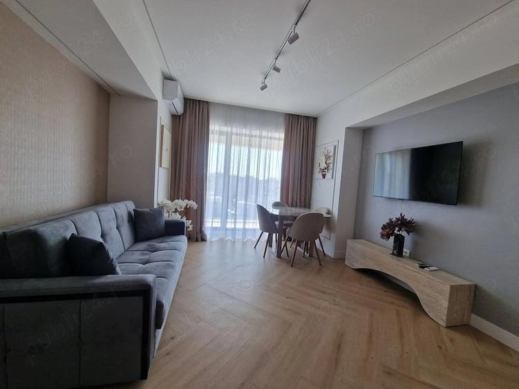 Apartament cu 2 camere decomandat în Central