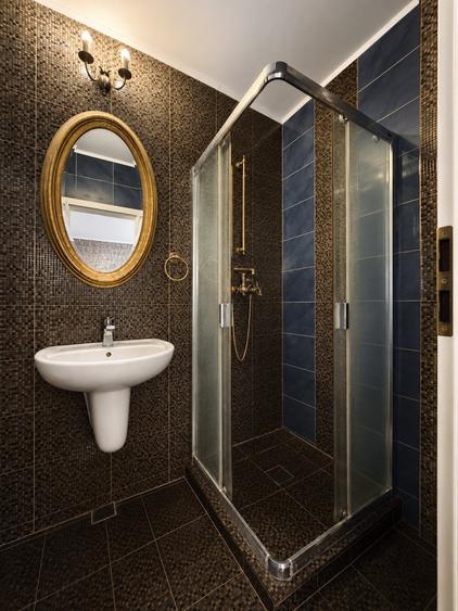Apartament cu 4 camere decomandat, mobilat în Tomis Nord