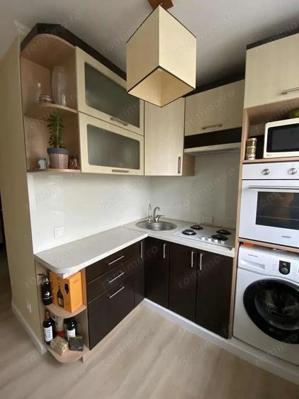 Garsonieră decomandată în Lipovei