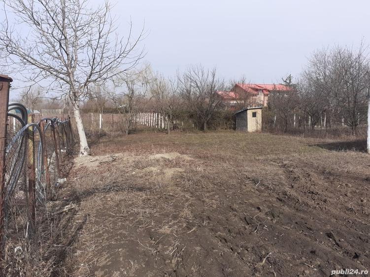 Teren de 816 mp, în Movilița