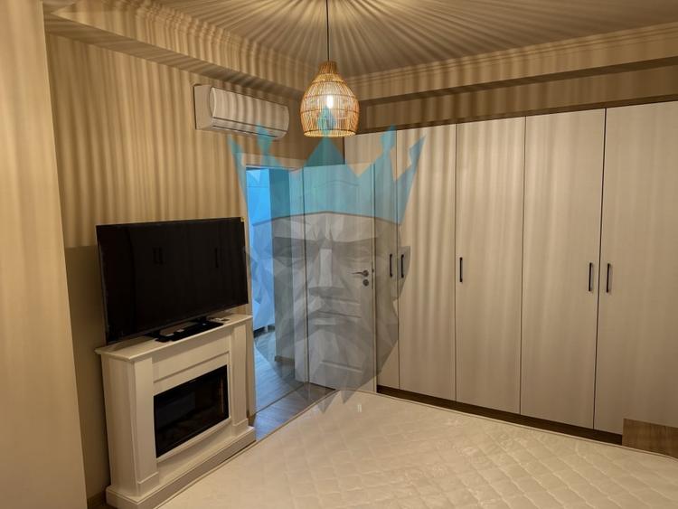 Apartament cu 2 camere semidecomandat, mobilat în P-ța Alba Iulia