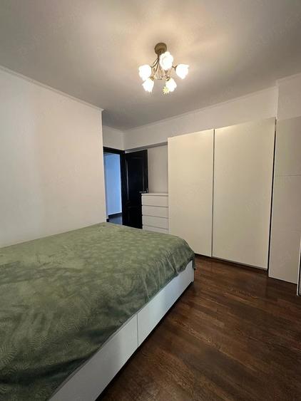 Apartament cu 3 camere decomandat în Gorjului