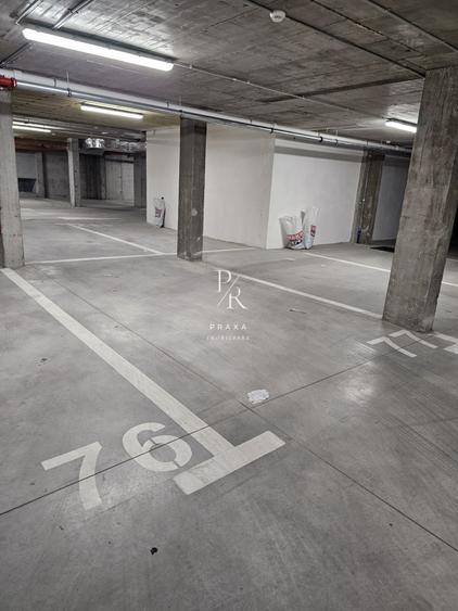 Apartament cu 2 camere semidecomandat, mobilat în Florești