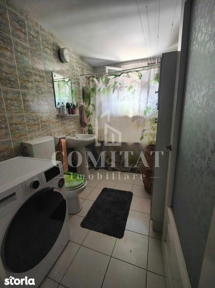 Casă cu 5 camere cu Teren 498 Mp în Între Lacuri