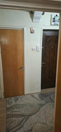 Apartament cu 2 camere semidecomandat în Radu Negru