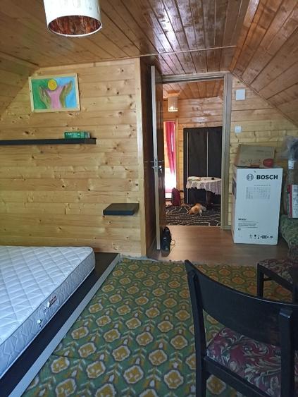 Casă cu 4 camere cu Teren 300 Mp în Valea Ierii