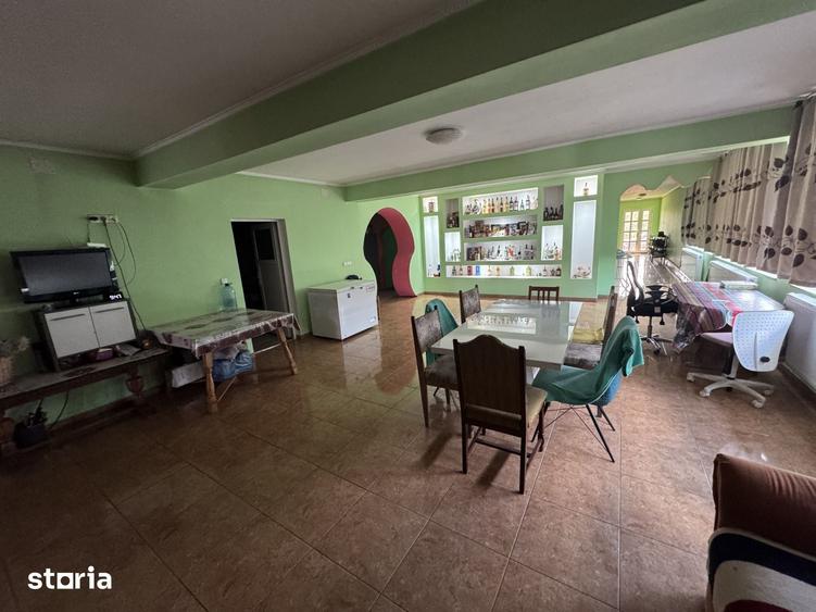Casă cu 4 camere cu Teren 3000 Mp în Doba