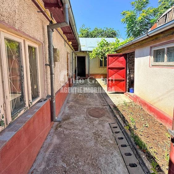Casă cu 2 camere cu Teren 134 Mp în Central