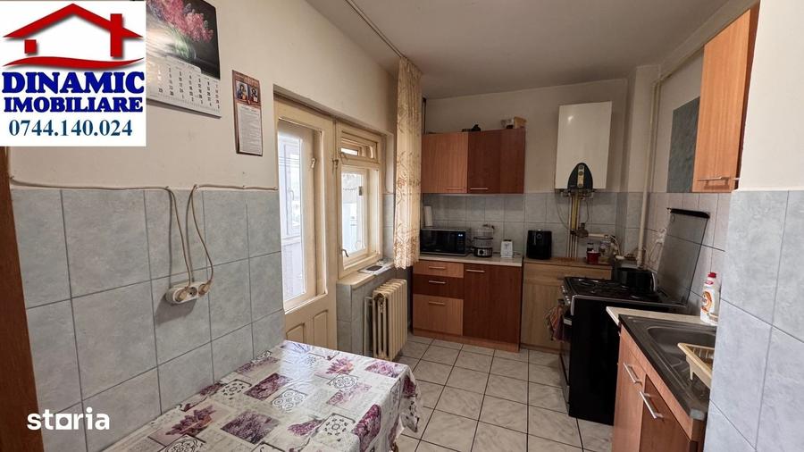 Apartament cu 2 camere decomandat în Central