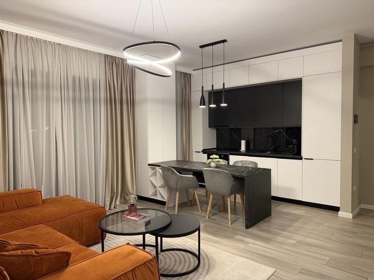 Apartament cu 2 camere decomandat în Giroc