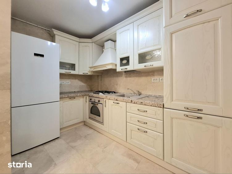 Apartament cu 3 camere în Aviatorilor