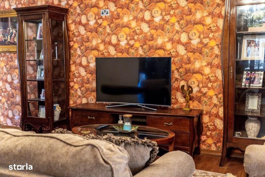 Casă cu 4 camere decomandat cu Teren 500 Mp în Valu lui Traian
