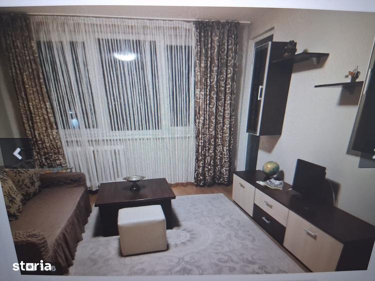 Apartament cu 2 camere semidecomandat în Tei