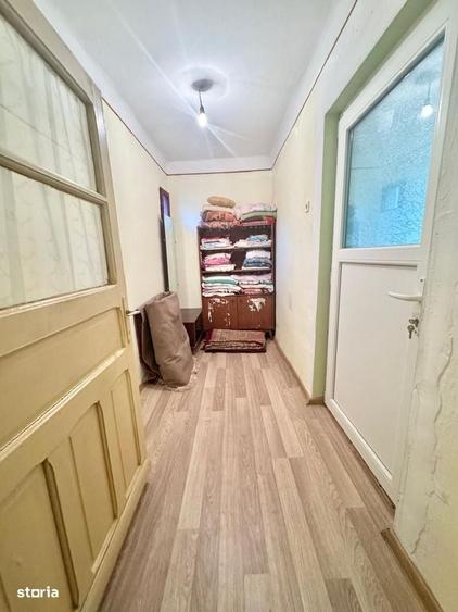 Casă cu 4 camere în Uiești