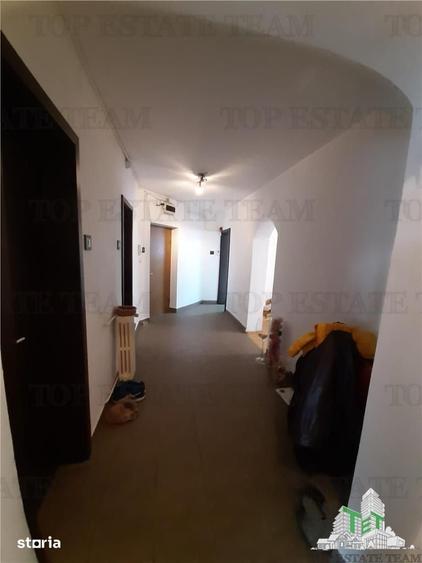 Apartament cu 3 camere decomandat, mobilat în Muncii