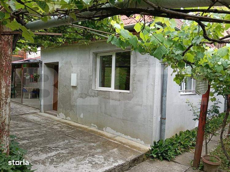 Casă cu 4 camere în Central